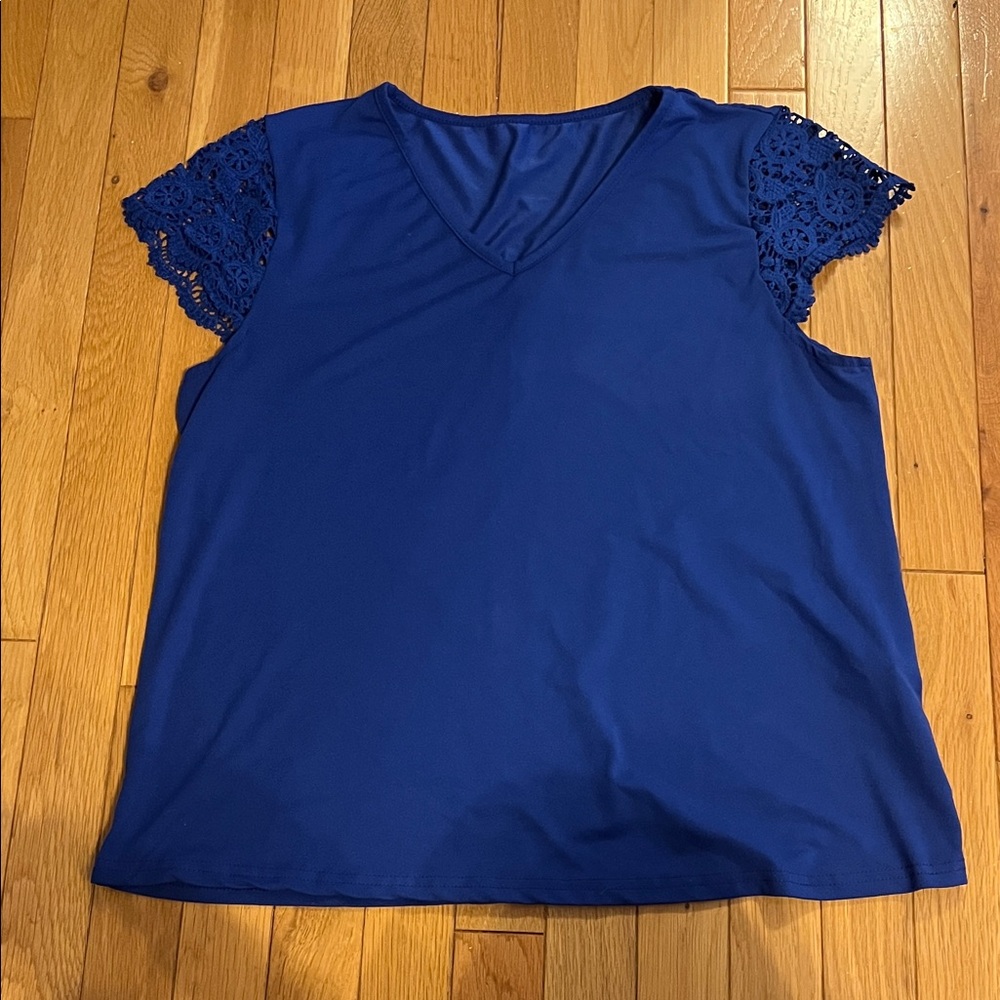 SHEIN Royal Blue V-Neck Short Sleeve Tee with Crochet Sleeves